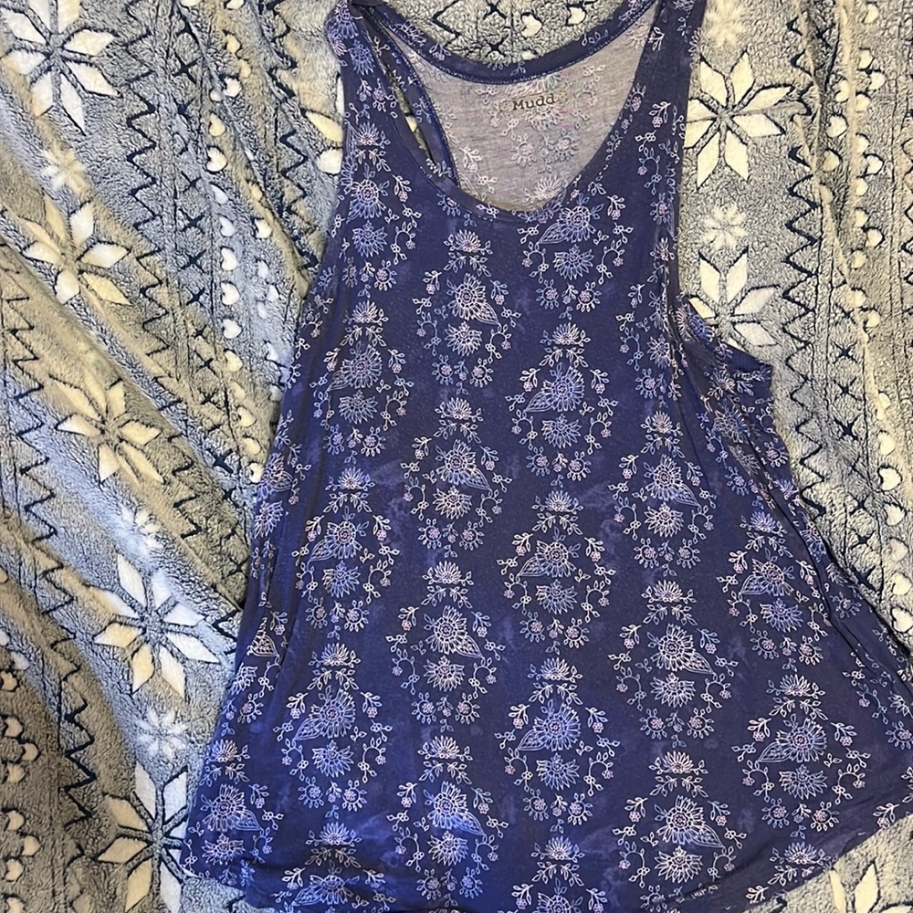 Flowy loose fitting tank with flower designs